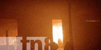Foto: Incendio afectó un taller de mueblería en El Jícaro/TN8