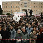 Manifestantes en Grecia exigen justicia por la tragedia ferroviaria de Tempe Foto: Protestas en Grecia por accidente ferroviario/Cortesía