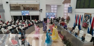 Foto: Parlamento celebra el Día Internacional de la Mujer /TN8