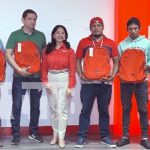 Claro Nicaragua premia a sus clientes con kits escolares y apoya el regreso a clases Foto: Claro premia a sus clientes con kits escolares y apoya el regreso a clases / TN8