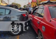 Robó gasolina y provocó accidente en Managua, dejando a una persona atrapada Foto: Robó gasolina y provocó accidente dejando a una persona atrapada en Managua/TN8