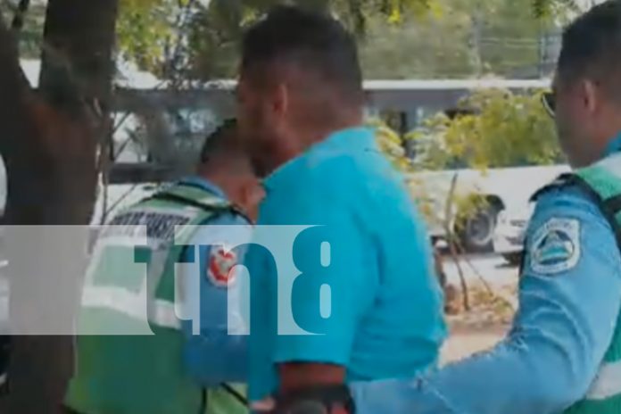 Foto: Detienen a busero borracho en Managua/TN8 Foto: Detienen a busero borracho en Managua/TN8