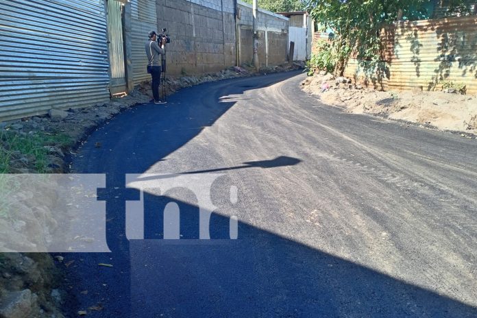 Foto: Avanza Programa Calles para el Pueblo en Villa Jerusalén y 30 de Mayo /TN8 Foto: Avanza Programa Calles para el Pueblo en Villa Jerusalén y 30 de Mayo /TN8