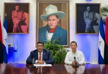 Foto: Embajadora de Sudáfrica presenta copias de estilo en Nicaragua /Cortesía