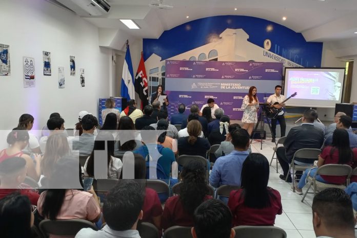 Foto: Asamblea de Jóvenes Profesionales, organizada por el MINJUVE/TN8 Foto: Asamblea de Jóvenes Profesionales, organizada por el MINJUVE/TN8