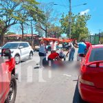 Accidente de motocicleta deja dos personas heridas en la ruta Masaya-Granada