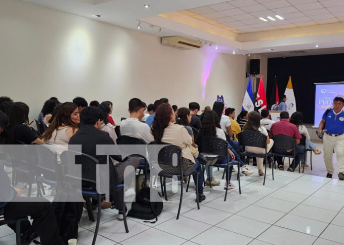 Foto: Jornada educativa en honor a la Cruzada Nacional de Alfabetización / TN8 Foto: Jornada educativa en honor a la Cruzada Nacional de Alfabetización / TN8