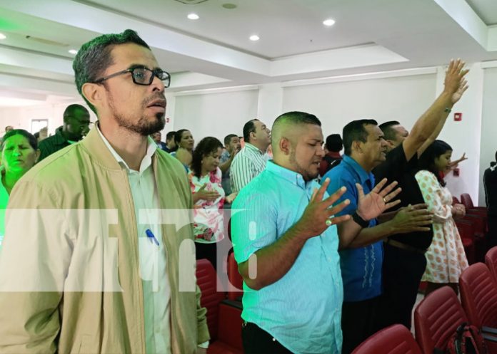 Foto: Bryan Caro en un Congreso de Jóvenes Cristianos de Nicaragua / TN8 Foto: Bryan Caro en un Congreso de Jóvenes Cristianos de Nicaragua / TN8