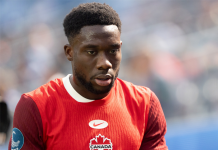 Bayern amenaza a federación canadiense por Davies Bayern arremete contra Canada por Alphonso Davies