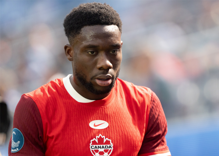 Alphonso Davies Bayern arremete contra Canada por Alphonso Davies