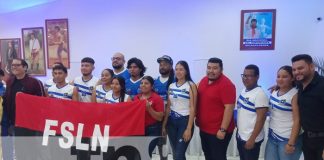 Foto: Abanderan a selecciones de Nicaragua en fútbol americano y esgrima / TN8