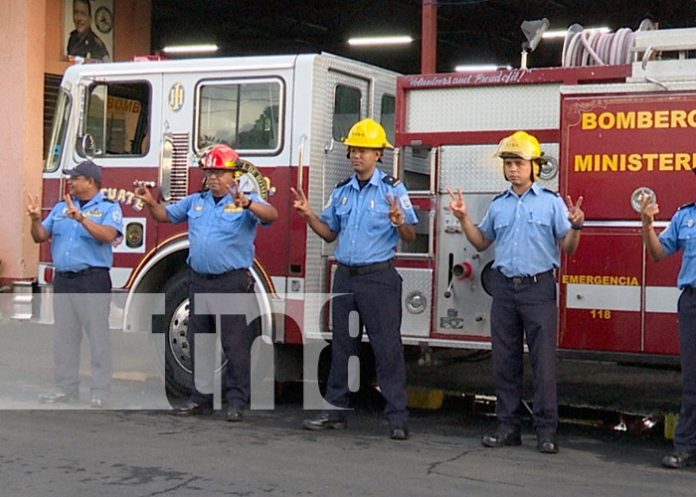 Foto: Camiones para estación de bomberos en León / TN8 Foto: Camiones para estación de bomberos en León / TN8