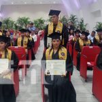 Servidores públicos de la DGI se gradúan para atender mejor a los usuarios Foto: Maestría para funcionarios de la DGI en Nicaragua / TN8