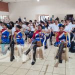 Estudiantes del Instituto Maestro Gabriel rindieron homenaje al Comandante Hugo Chávez Frías Foto: Homenaje al Comandante Hugo Chávez en Managua / TN8