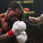 Con empate polémico, Davis conserva su  título ante Roach Dvis vence a Roach con polémica