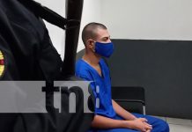 Joven adicto a las drogas amenaza con quemar la casa de su madre y enfrentará juicio Foto: Juicio por maltrato psicológico de un sujeto adicto a las drogas / TN8