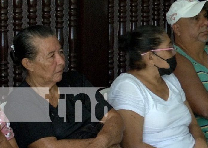 Foto: Atención a mujeres en centro comunitario Elena del Carmen Lau / TN8 Foto: Atención a mujeres en centro comunitario Elena del Carmen Lau / TN8