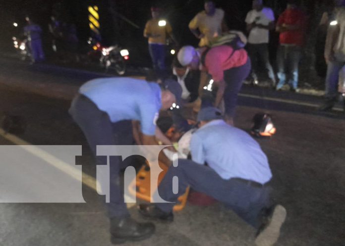 Foto: Accidente por un caballo en la vía de Chinandega / TN8 Foto: Accidente por un caballo en la vía de Chinandega / TN8