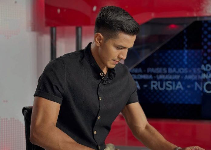 Foto: Mario Sánchez, presentador de Crónica TN8 Foto: Mario Sánchez, presentador de Crónica TN8