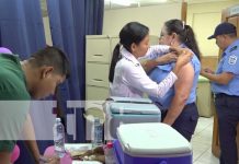 Foto: Feria de salud por parte de Migración y Extranjería / TN8