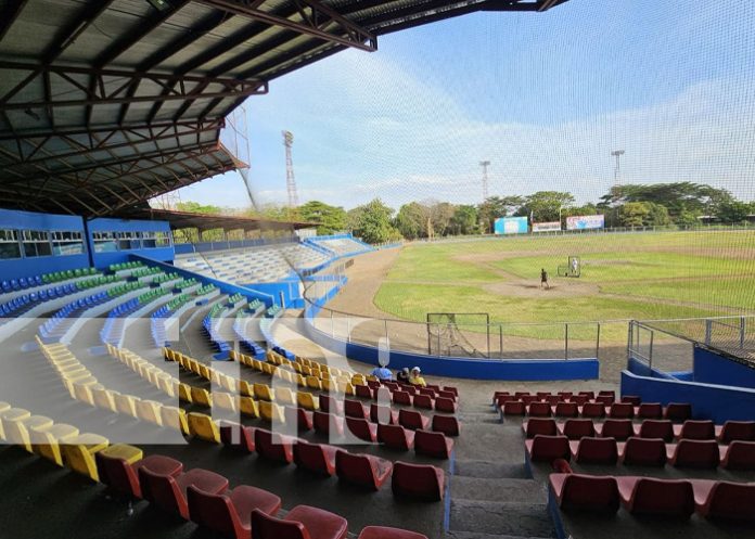 Foto: Remodelación del Estadio Efraín Tijerino en Chinandega / TN8 Foto: Remodelación del Estadio Efraín Tijerino en Chinandega / TN8