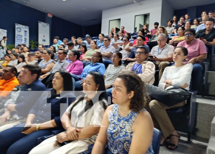 Foto: Jornada de proyectos de innovación desde la UNI / TN8