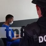 ¿Un crimen por 10 córdobas? Juicio por ataque con botella en un barrio de Managua Foto: A juicio por violenta agresión con una botella en Managua / TN8