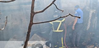 Foto: Incendio en una casa del barrio Domitilo Lugo, Managua / TN8