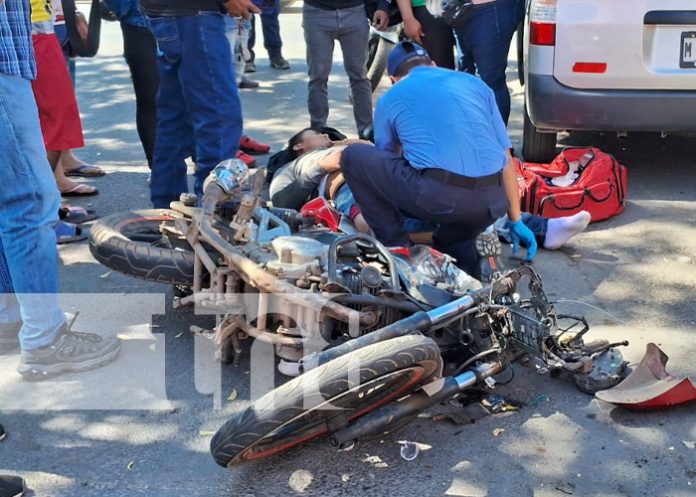 Foto: Fuerte accidente en el Distrito VI de Managua / TN8 Foto: Fuerte accidente en el Distrito VI de Managua / TN8