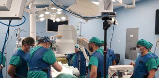 Foto: Niños y adolescentes reciben cirugías de columna sin costo en el Hospital Vélez Paiz /Cortesía