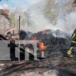 Foto: Incendio arrasa con bodega de alimento para ganado, en una comunidad de Matagalpa/TN8