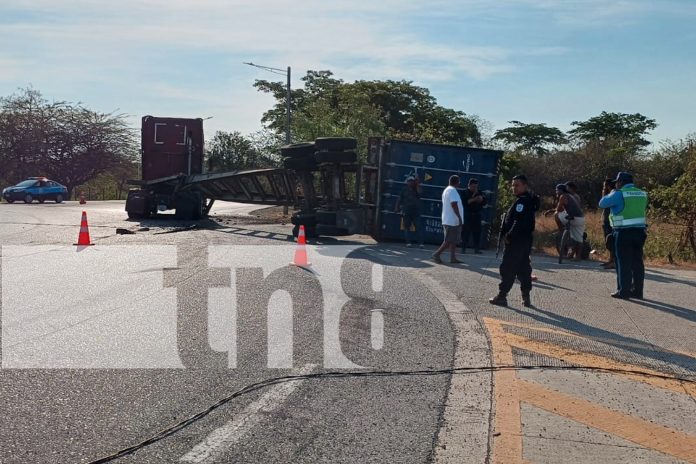 Foto: Accidente de tránsito en la Rotonda de Paz Centro, León/TN8