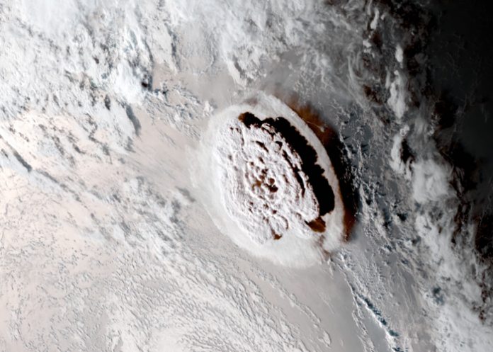 Foto: Erupción en Tonga /cortesía