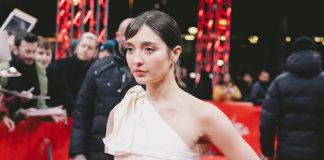 Foto: Amalia Ulman sobre el vestuario como relato /cortesía