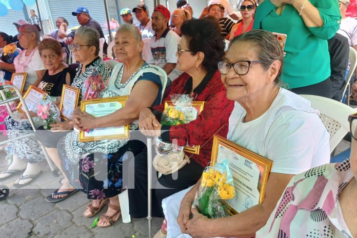 Foto: 44 años de esfuerzo en el mercado Iván Montenegro /TN8 Foto: 44 años de esfuerzo en el mercado Iván Montenegro /TN8