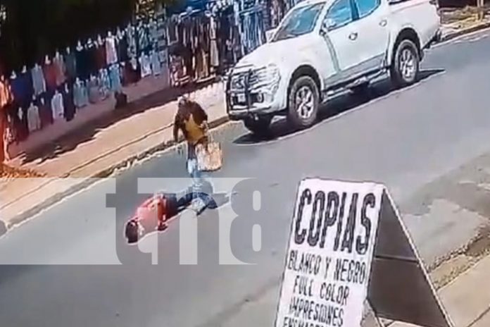 Foto:  Autoridades buscan a conductor que dejó grave a un anciano en Managua/TN8 Foto: Autoridades buscan a conductor que dejó grave a un anciano en Managua/TN8