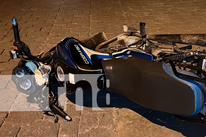 Foto: Motorizados lesionados por mal estado de la calle en Juigalpa/TN8