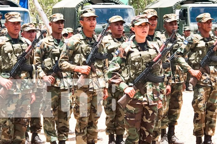 Foto: Autoridades cafetaleras agradecen apoyo del Quinto Comando del Ejército/TN8