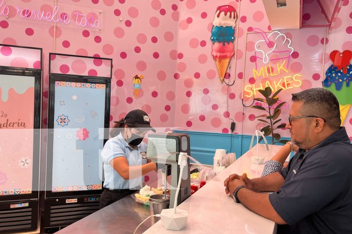Foto: Turistas destacan el calor humano y sabor local en “Las 4 Esquinas”/TN8