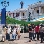 Foto: Granada teje historia: la hamaca de los 500 años une a más de 700 manos/TN8