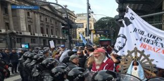 Foto: Milei ordena represión de protestas /cortesía