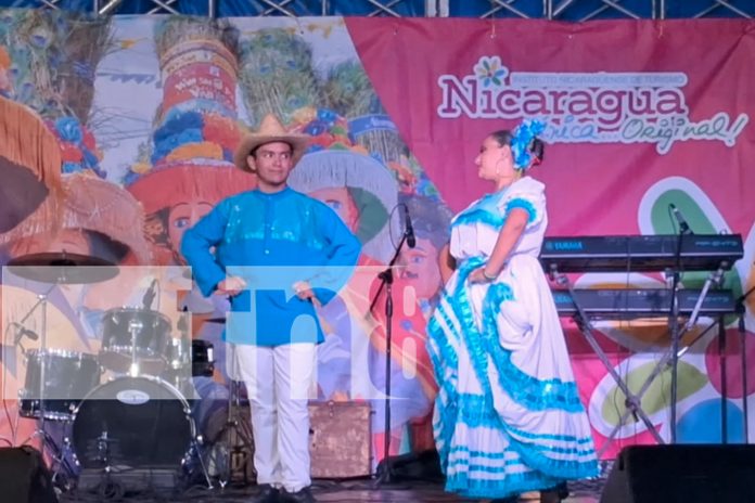 2 Foto: Colorido Carnaval Caribeño llena de alegría las calles de Diriamba, Carazo/TN8