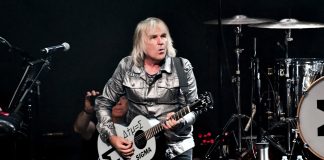 Foto: Mike Peters, fundador y alma incansable de la banda The Alarm/Cortesía
