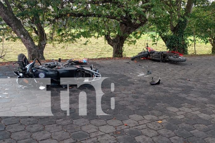 Foto: Tres personas resultan lesionadas en accidente de tránsito en la comarca Pasmata, Jalapa/TN8