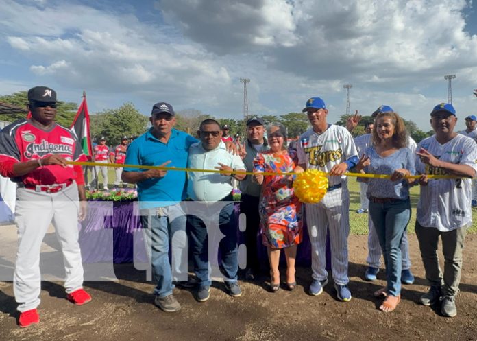 3 Foto: Mejoramiento del estadio de Chinandega se celebra con victoria de los Tigres / TN8