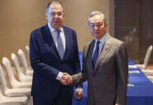 Lavrov y Wang Yi se reúnen en Brasil y celebran avances sin precedentes Foto: Lavrov se reúne con el canciller chino Wang Yi en Brasil /Cortesía