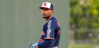Carlos Rodríguez toca la puerta de MLB