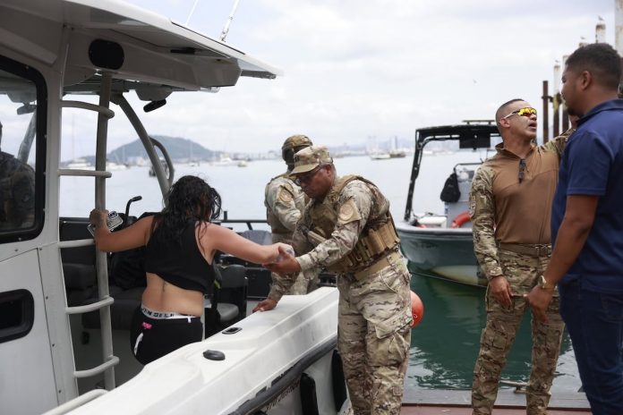 Foto: Naufragio en Panamá Foto: Naufragio en Panamá