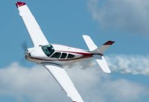 Avioneta cae en el río Platte en EEUU y deja tres muertos
