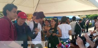 Foto: Feria de emprendimientos desde la UNI / TN8